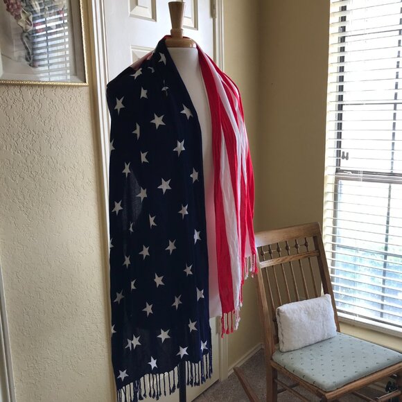 Apt. 9 Red, White & Blue American Flag Scarf - Picture 4 of 4